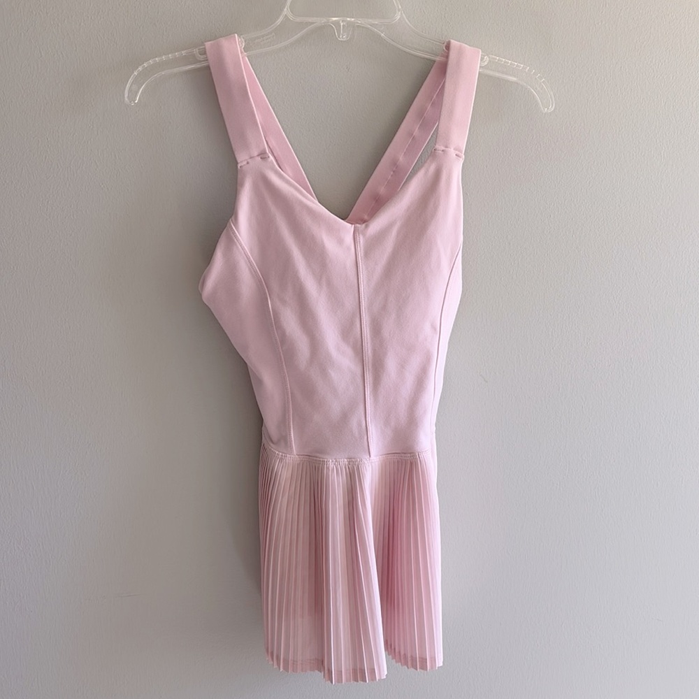 Lululemon City Tank pleated accordion workout tank top in Barely Pink